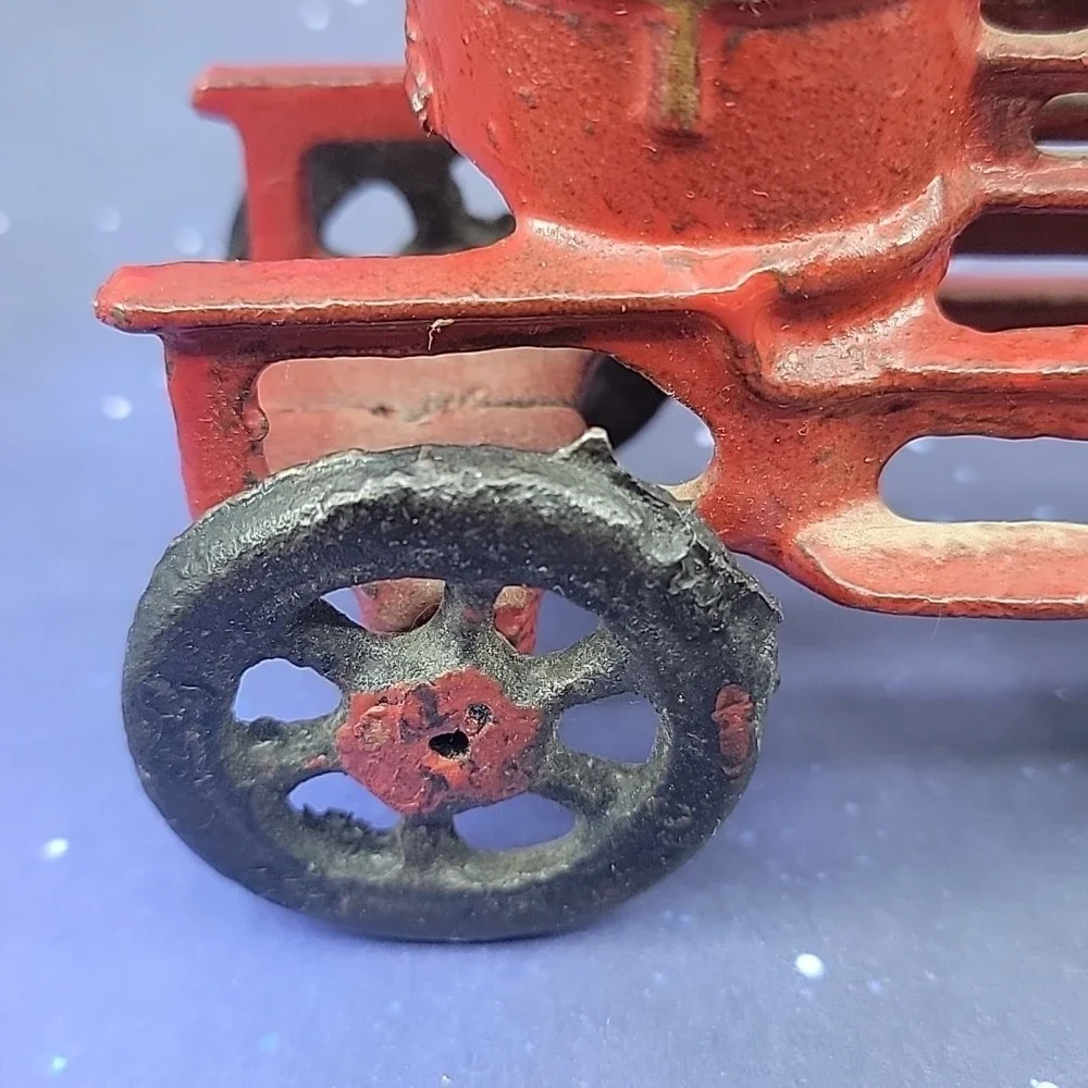 Vintage Cast Iron Red Fire Engine Pumper Toy Truck 7